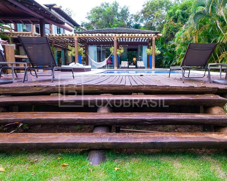 LB - BA23 Casa com 04 suítes à venda por R$ 8.000.000 - Itac
