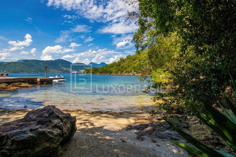 LUXOBRASIL #AR29 Ilha dos Macacos Vacation Rentals