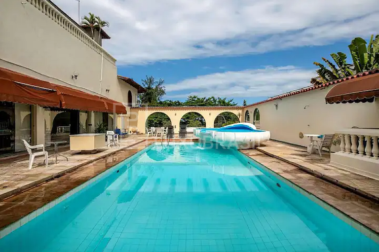 LUXOBRASIL #RJ81 Mansion Le Blanche Vacation Rentals, Day Us