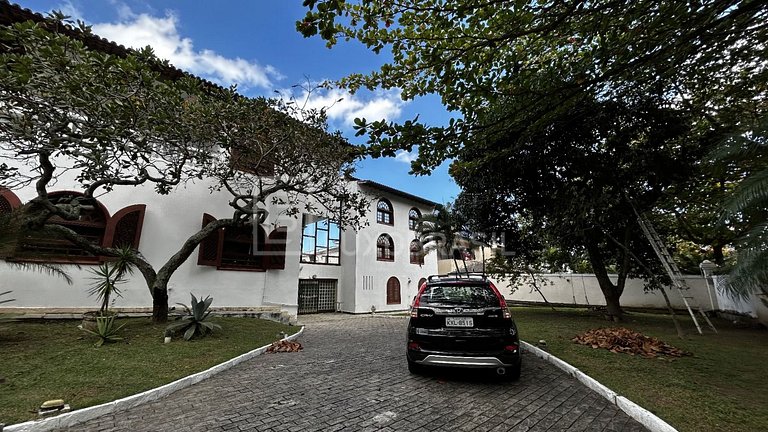 LUXOBRASIL #RJ81 Mansion Le Blanche Vacation Rentals, Day Us