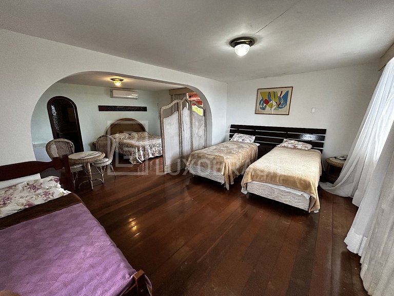 LB - RJ81 Mansion Le Blanche Vacation Rentals, Day Use and E