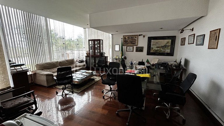 LUXOBRASIL #RJ81 Mansion Le Blanche Vacation Rentals, Day Us