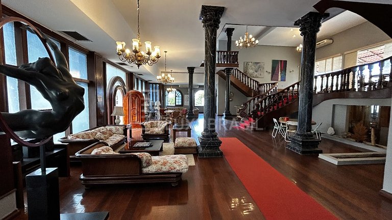 LB - RJ81 Mansion Le Blanche Vacation Rentals, Day Use and E