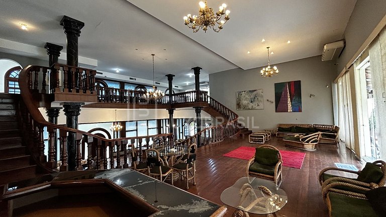 LB - RJ81 Mansion Le Blanche Vacation Rentals, Day Use and E