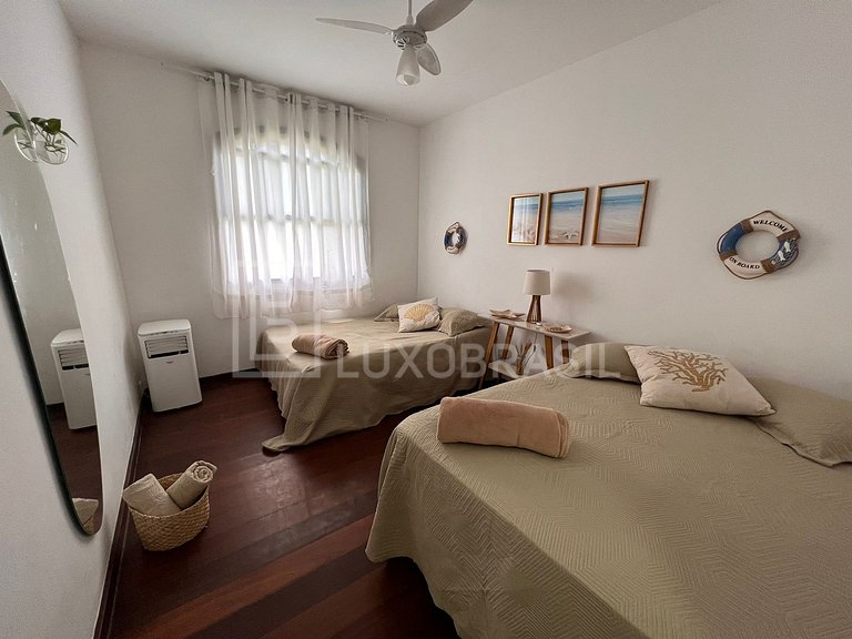LUXOBRASIL #AR31 Casa 04 Dormitorios Frente al Mar Angra Alq