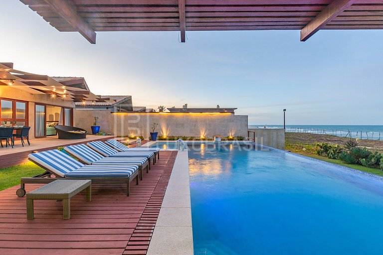 LUXOBRASIL #CE13 Casa Beira Mar Taíba Vacation Rentals