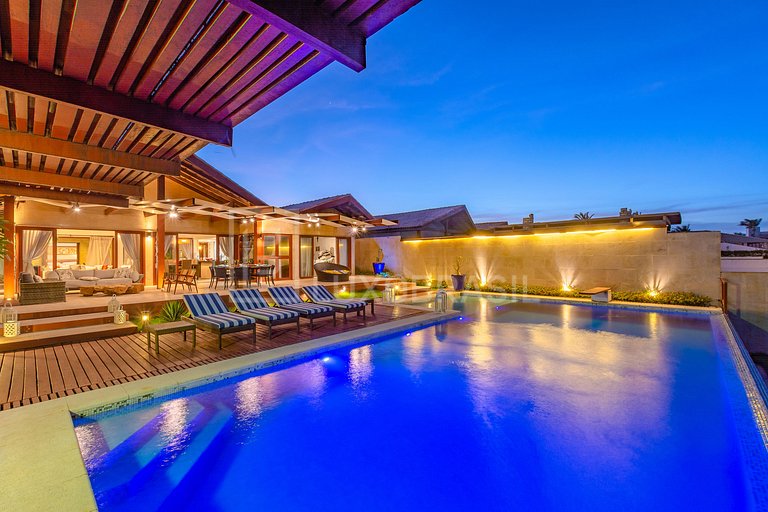 LUXOBRASIL #CE13 Casa Beira Mar Taíba Vacation Rentals
