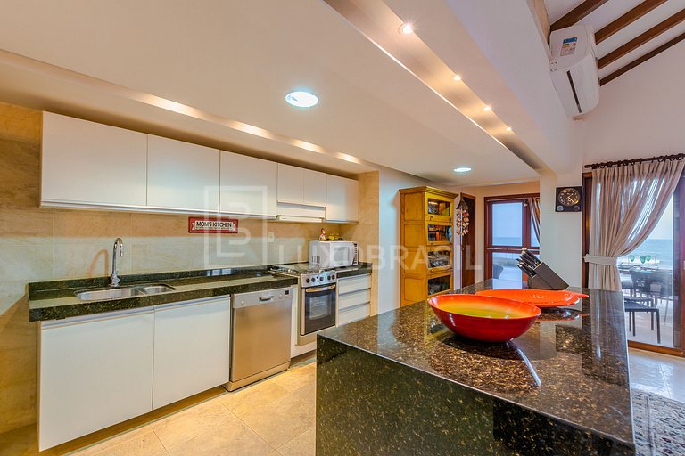LUXOBRASIL #CE13 Casa Beira Mar Taíba Vacation Rentals