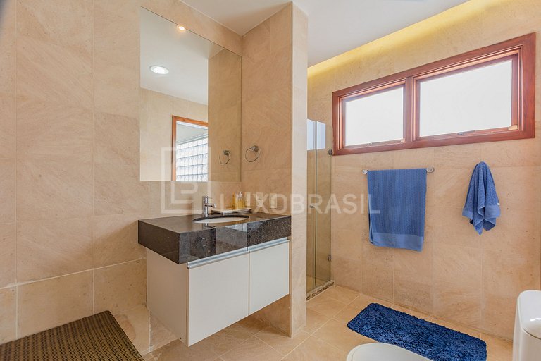 LUXOBRASIL #CE13 Casa Beira Mar Taíba Vacation Rentals