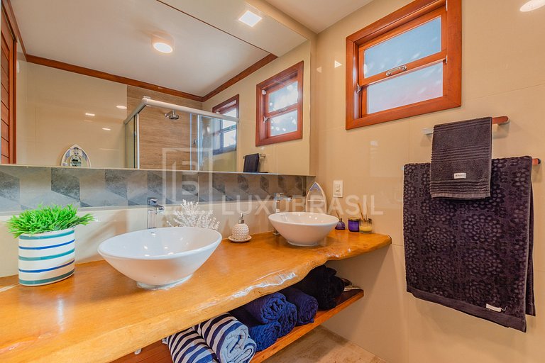 LUXOBRASIL #CE13 Casa Beira Mar Taíba Vacation Rentals