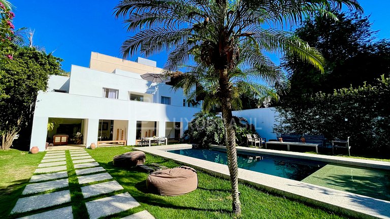 Mansão Frente Mar Barra da Tijuca 8 Suítes Temporada