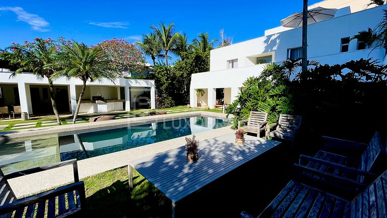 Mansão Frente Mar Barra da Tijuca 8 Suítes Temporada