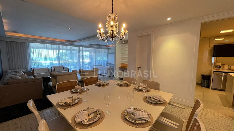 Luxobrasil #RJ89 Beachfront Apartment Barra Vacation Rentals