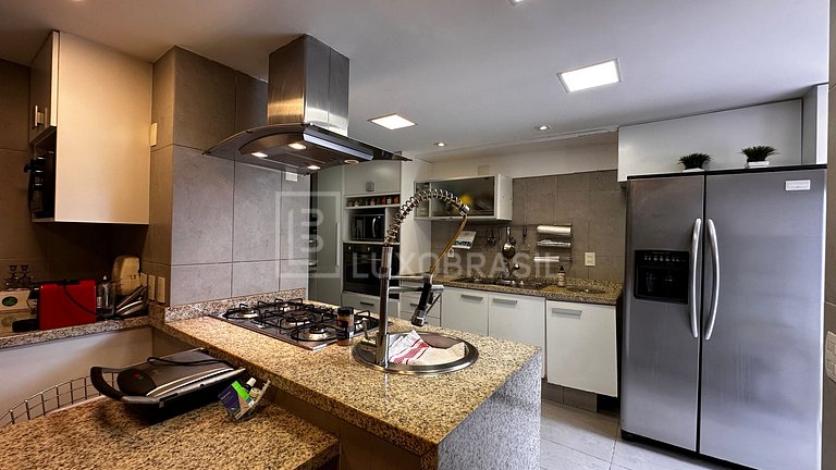 LuxuryBrazil #RJ92 House in Jardim Nova Barra Vacation Renta