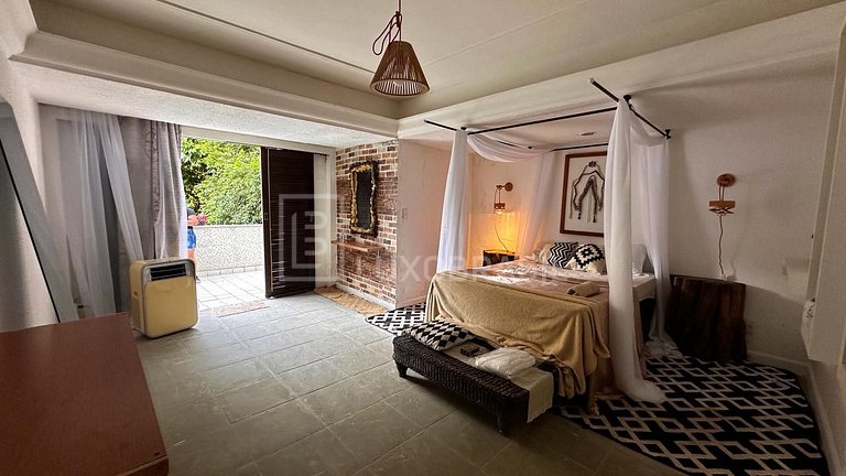 LB - RJ77 Maison Ruibal Vacation Rentals, Photos, Recordings