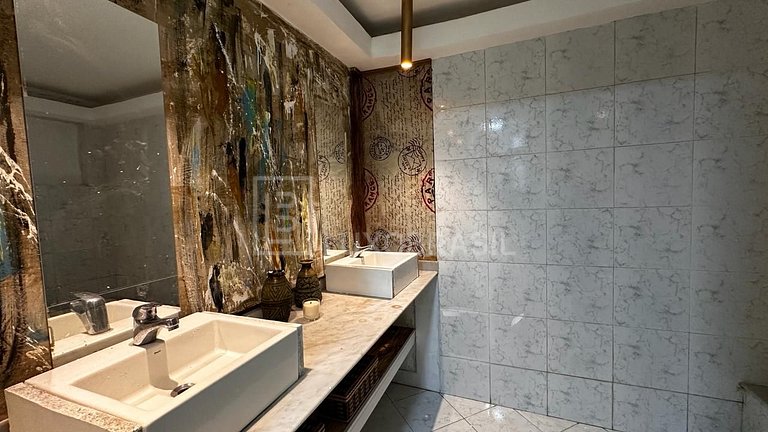 LB - RJ77 Maison Ruibal Vacation Rentals, Photos, Recordings