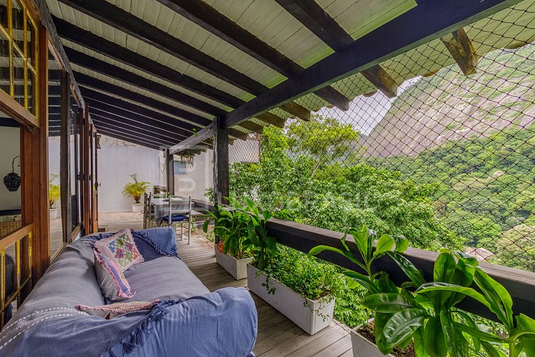 LB - RJ02 Exclusive Triplex Residence with 800m² in Joá Over