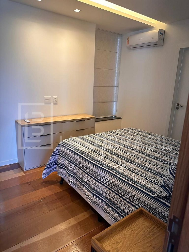 Mansão em Petrópolis – 4 Suítes, Piscina e Sauna