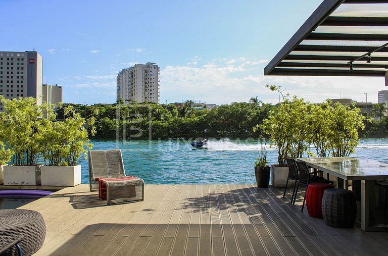 LB - RJ103 Canal House Vacation Rental