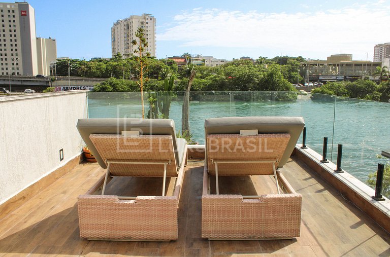 LB - RJ103 Canal House Vacation Rental