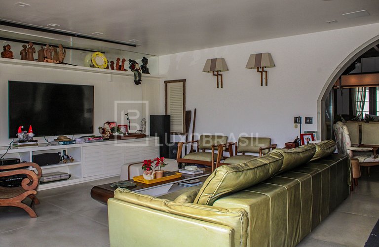 LB - RJ103 Canal House Vacation Rental