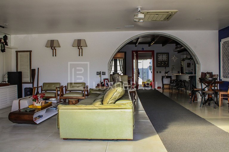 LB - RJ103 Canal House Vacation Rental