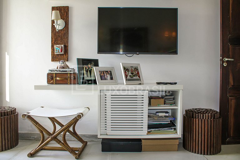 LB - RJ103 Canal House Vacation Rental