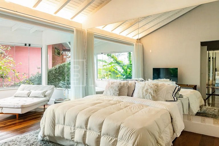 LB - RJ164 Casa con 5 dormitorios en venta, 450 m² – Itanhan