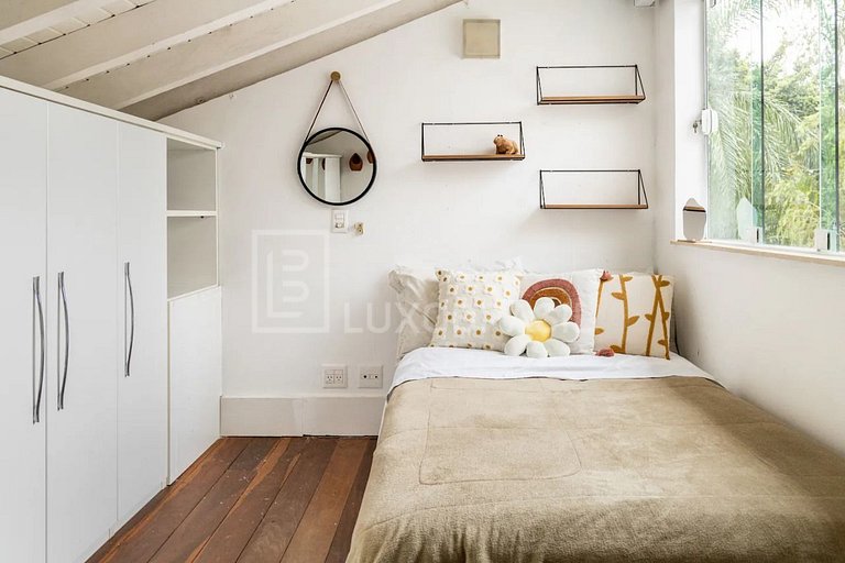 LB - RJ164 Casa con 5 dormitorios en venta, 450 m² – Itanhan