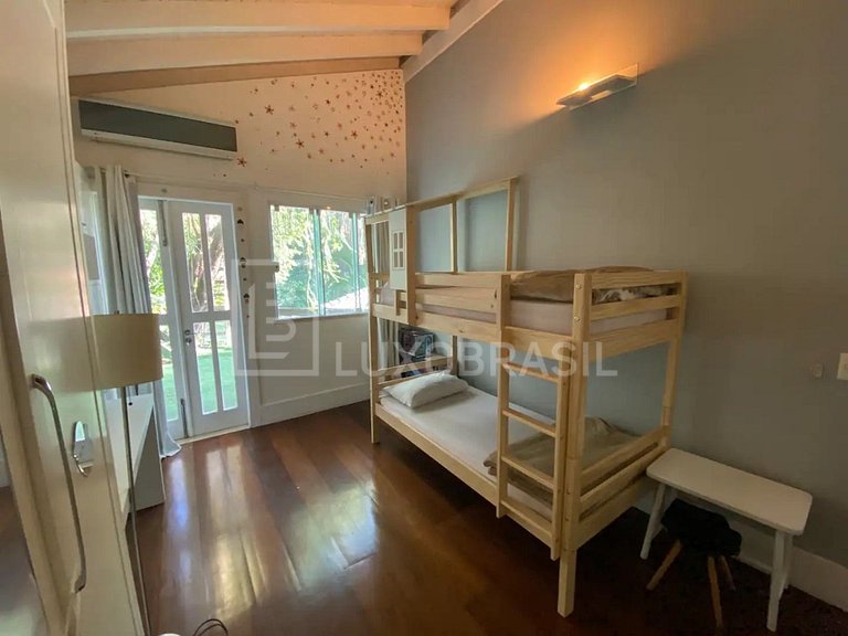 LB - RJ164 Casa con 5 dormitorios en venta, 450 m² – Itanhan