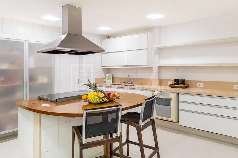 LB - RJ164 Casa con 5 dormitorios en venta, 450 m² – Itanhan