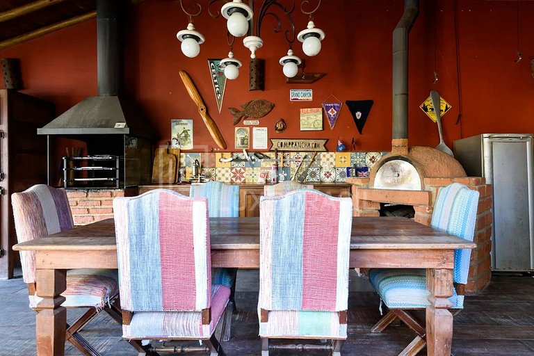 LB - RJ742 Casa con deck en las orillas del canal en Barra d