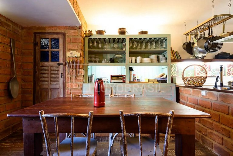 LB - RJ742 Casa con deck en las orillas del canal en Barra d