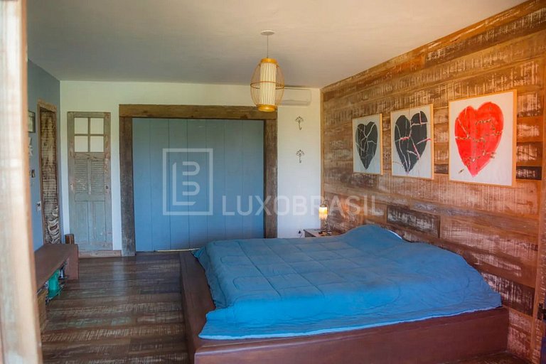 LB - RJ742 House with deck on the banks of the canal in Barr