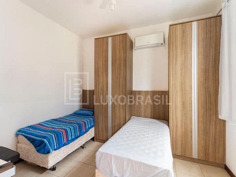 LB - AR28 House Angra Beira Mar Seasonal Rent