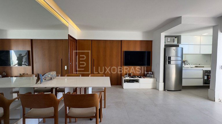 LB - RJ104 Apartamento no Barra Beach com 1 Suíte e Vista La