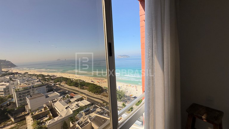 LB - RJ104 Apartamento no Barra Beach com 1 Suíte e Vista La