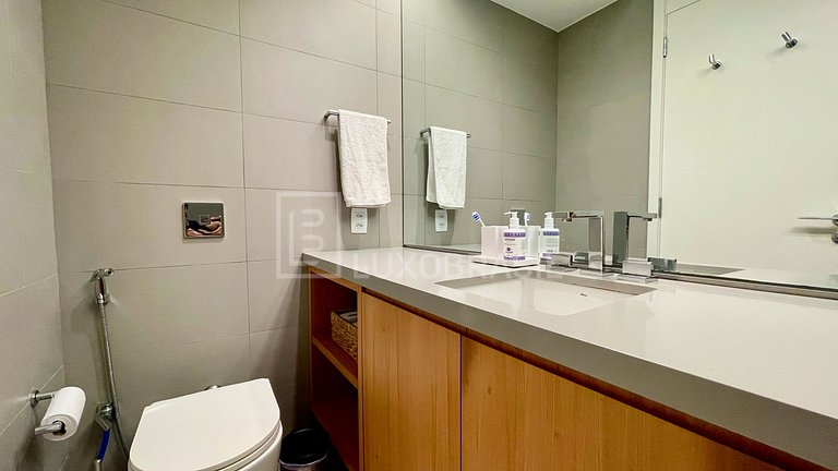 Cobertura Linear Frente Mar Pepê – 4 Suítes Luxo RJ