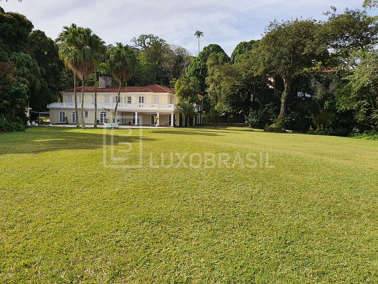 LB - RJ27 Casa do Alto da Boa Vista Events, Photos and Adver