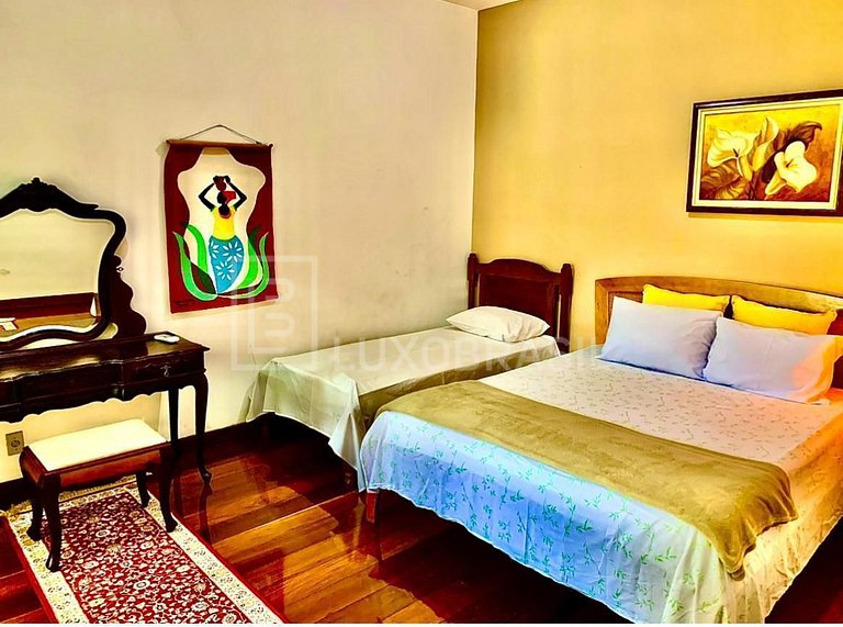 Mansão Mangaratiba – 21 Quartos Frente ao Mar