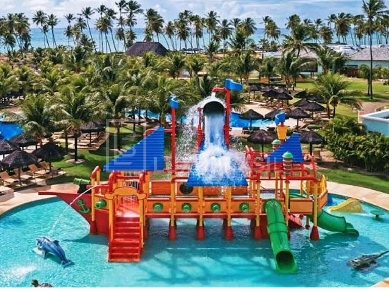Vila Praia do Forte – 4 Suítes com Piscina