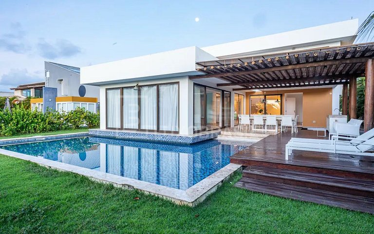 Vila Praia do Forte – 4 Suítes com Piscina