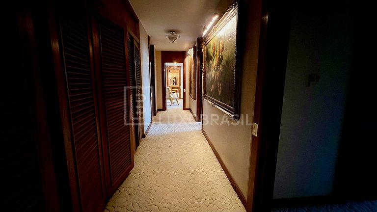 LB - RJ111 Mansión con 4 Habitaciones + Terreno, 3.490 m² —