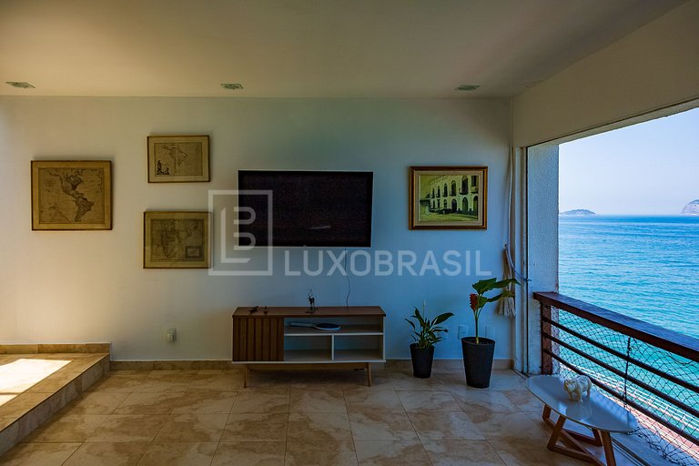 LB- RJ15 Vila Beira-Mar de São Conrado Vacation Rental, Day