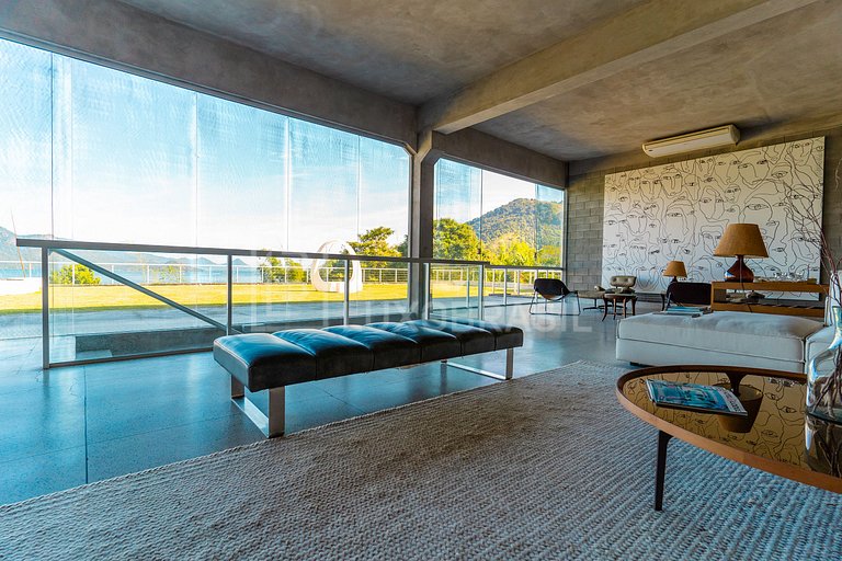 Mansão Orla Portogalo – Luxo à Beira-Mar em Angra