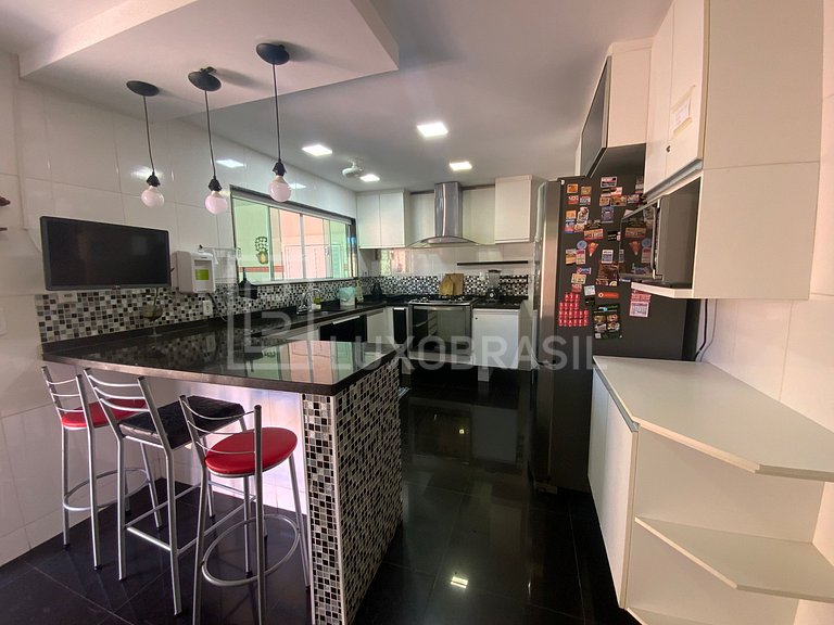 LB - RJ109 Casa com 04 suítes Recreio Dos Bandeirantes Alugu