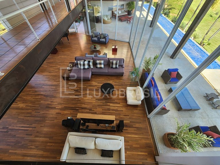 Villa Brasília – Mansão à Beira do Lago Paranoá
