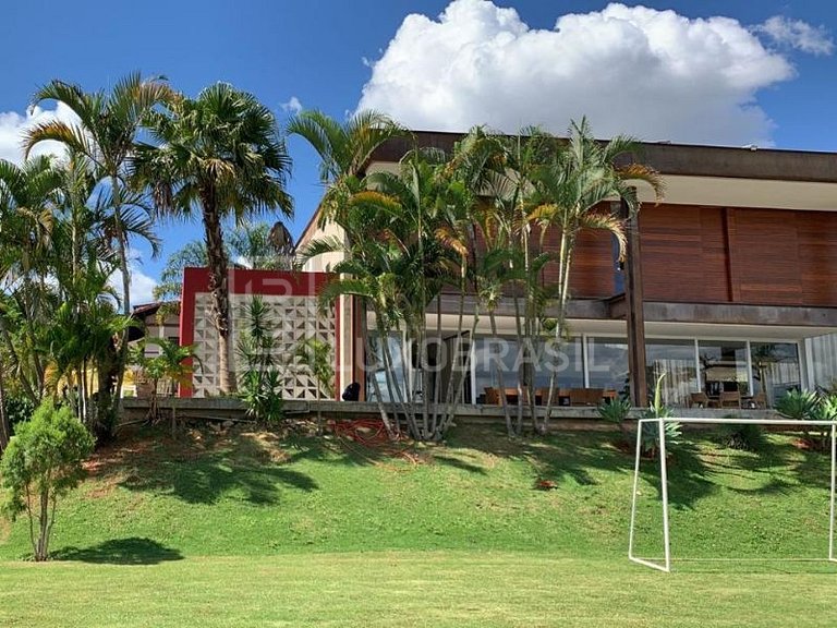 Villa Brasília – Mansão à Beira do Lago Paranoá