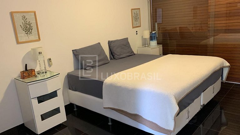 Villa Brasília – Mansão à Beira do Lago Paranoá