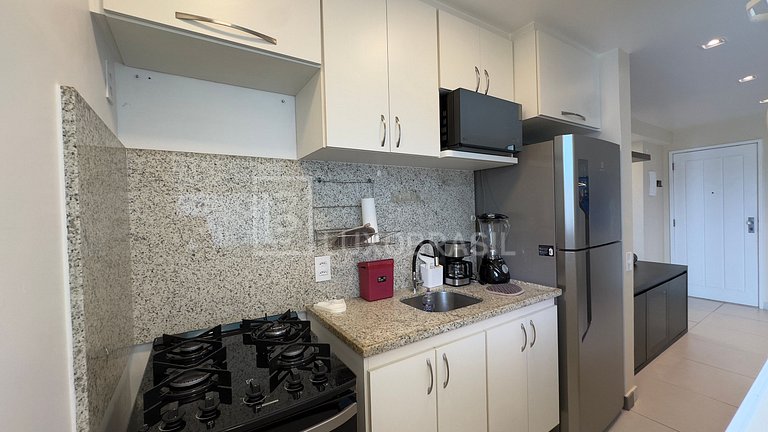 LB - RJ14 Conforto e Vista para o Mar: Flat de 51 m² no Barr